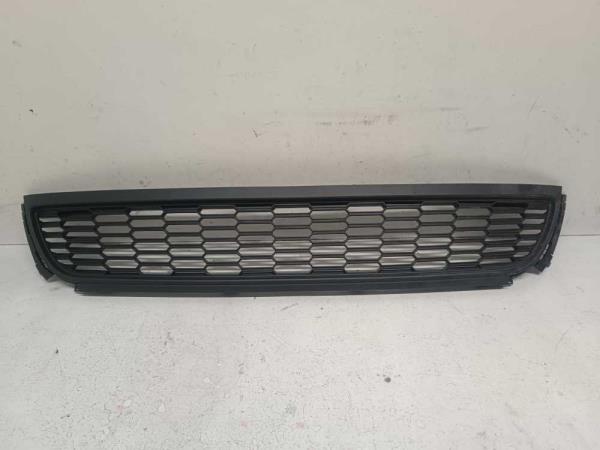 GRILLE DE PARE CHOC AVANT CENTRE VW POLO 6R 6/2009-4/2014 - Vue 1